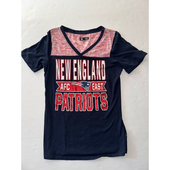 NFL Team Apparel New England Patriots V Neck Shirt Size Medium Stretch - Picture 2 of 6